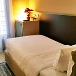 Otel Capital Bruci 3*
