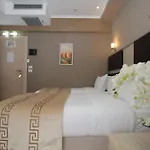 Capital Bruci Otel
