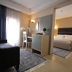 Capital Bruci Otel 3*
