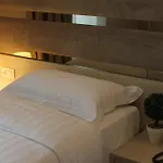 Capital Bruci Otel 3*