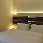 Otel Capital Bruci 3*