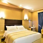 Capital Bruci Otel Tiran