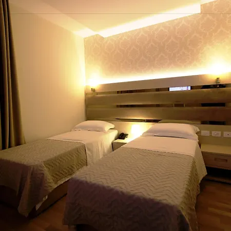 Hotel Capital Bruci Tirana