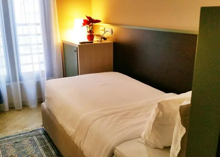 Ξενοδοχείο Capital Bruci 3*