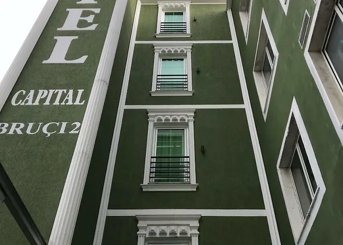 Capital Bruci 3* Τίρανα