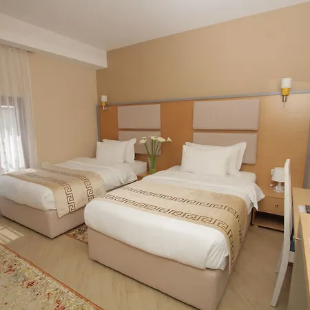 Capital Bruci Ξενοδοχείο