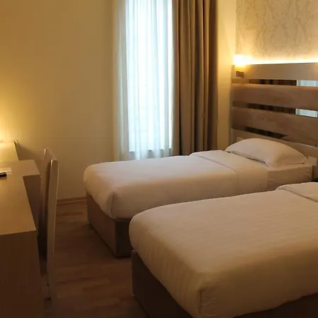 Capital Bruci Otel