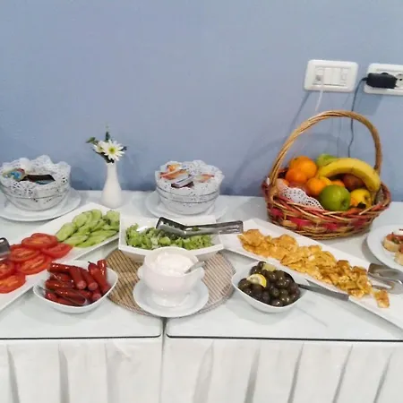 Capital Bruci Otel 3*