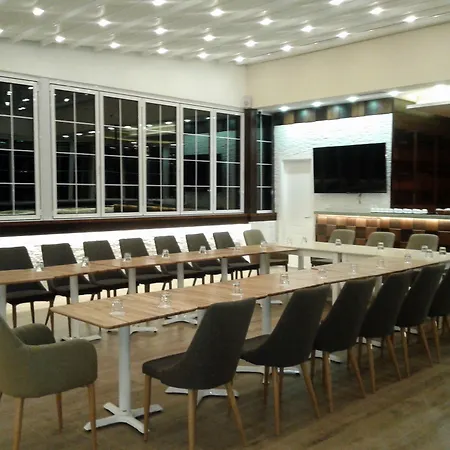 Capital Bruci 3* Tirana