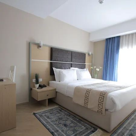Capital Bruci Hotel 3*