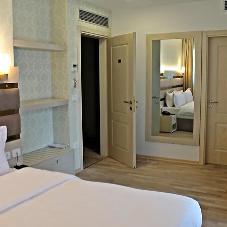 Capital Bruci Tirana