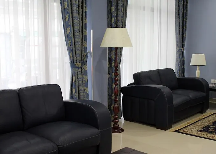 Capital Bruci 3* Tirana