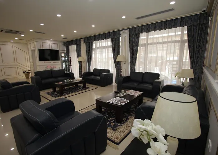 Capital Bruci 3* Tirana